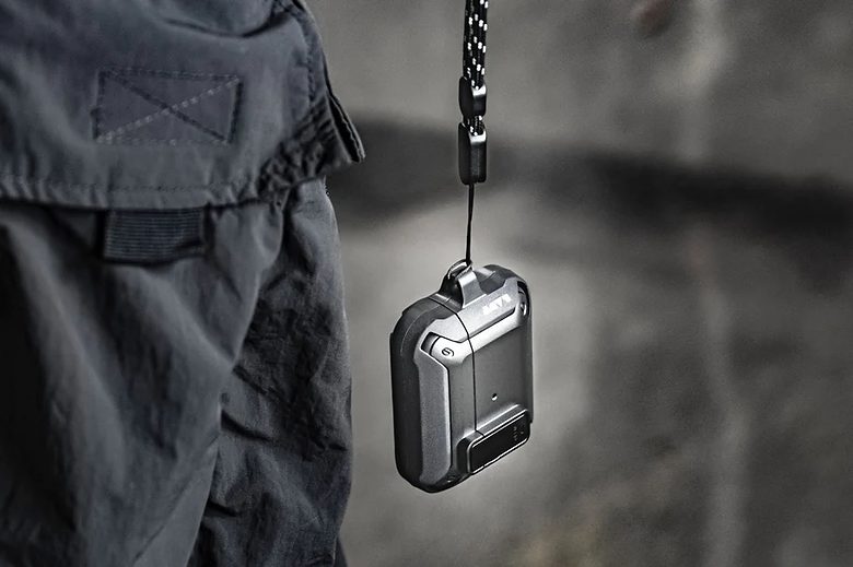 The case is shockproof and comes with a carabiner and lariat.