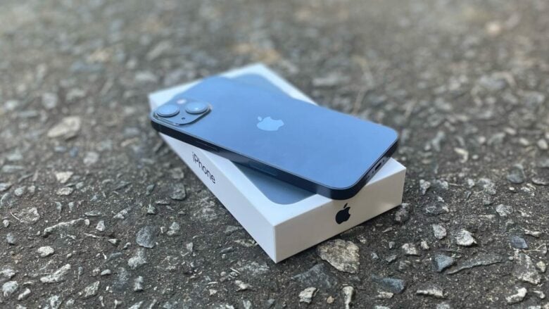 Want an iPhone 13 on the cheap? Here's your chance.