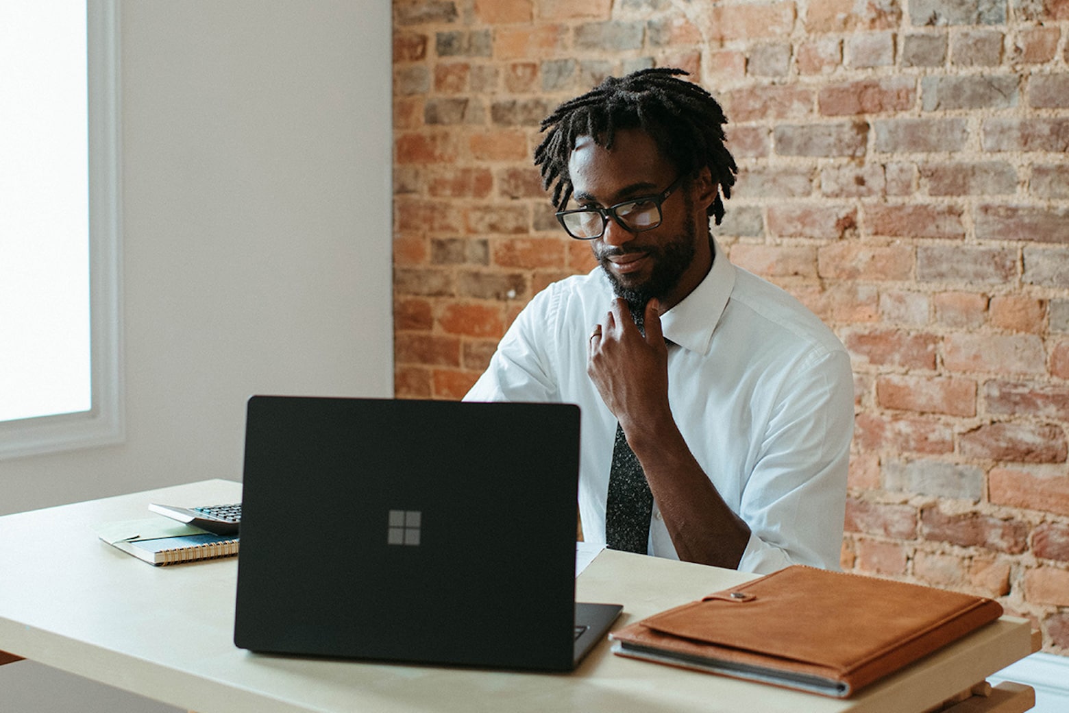 This $39 AI marketing tool is ChatGPT for entrepreneurs.