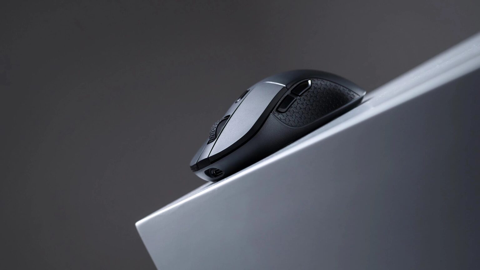 Keychron's new M3 wireless mouse weighs just 79 grams.