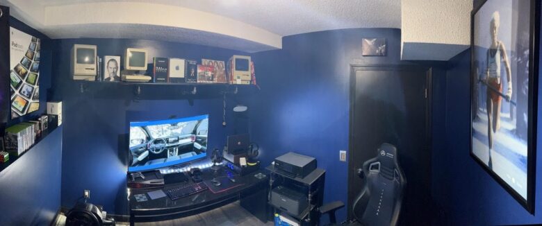 De Jong gave his computer setup -- and his whole office -- a makeover.