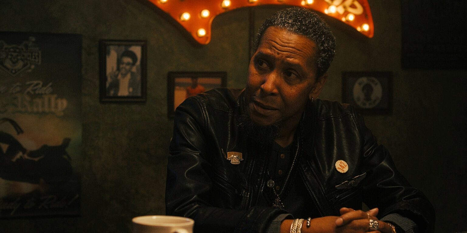 Ron Cephas Jones plays Leander in a scene from Apple TV+ crime drama 