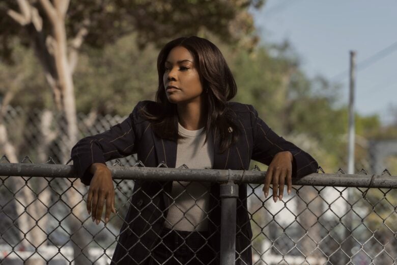 Eva (played by Gabrielle Union) in a scene from Apple TV+ crime drama "Truth Be Told."