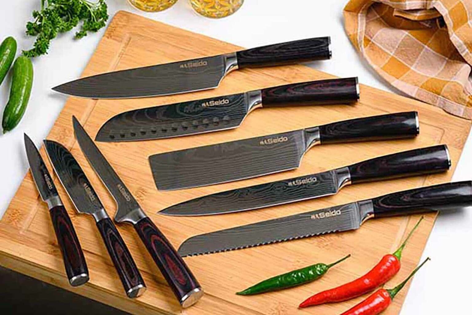 This eight-piece Japanese Master Chef knife set is perfect for the chef-mom in your life.