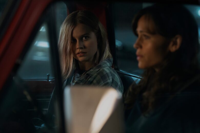 The Last Thing He Told Me Episode 1. Angourie Rice and Jennifer Garner in "The Last Thing He Told Me," premiering April 14, 2023 on Apple TV+.