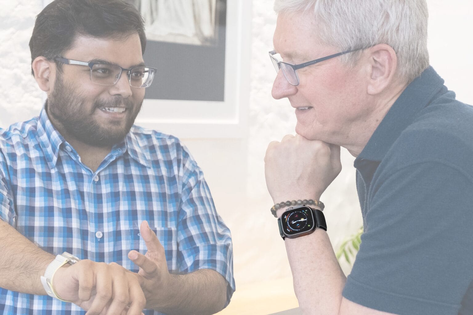 Image of Tim Cook with his Apple Watch highlighted.