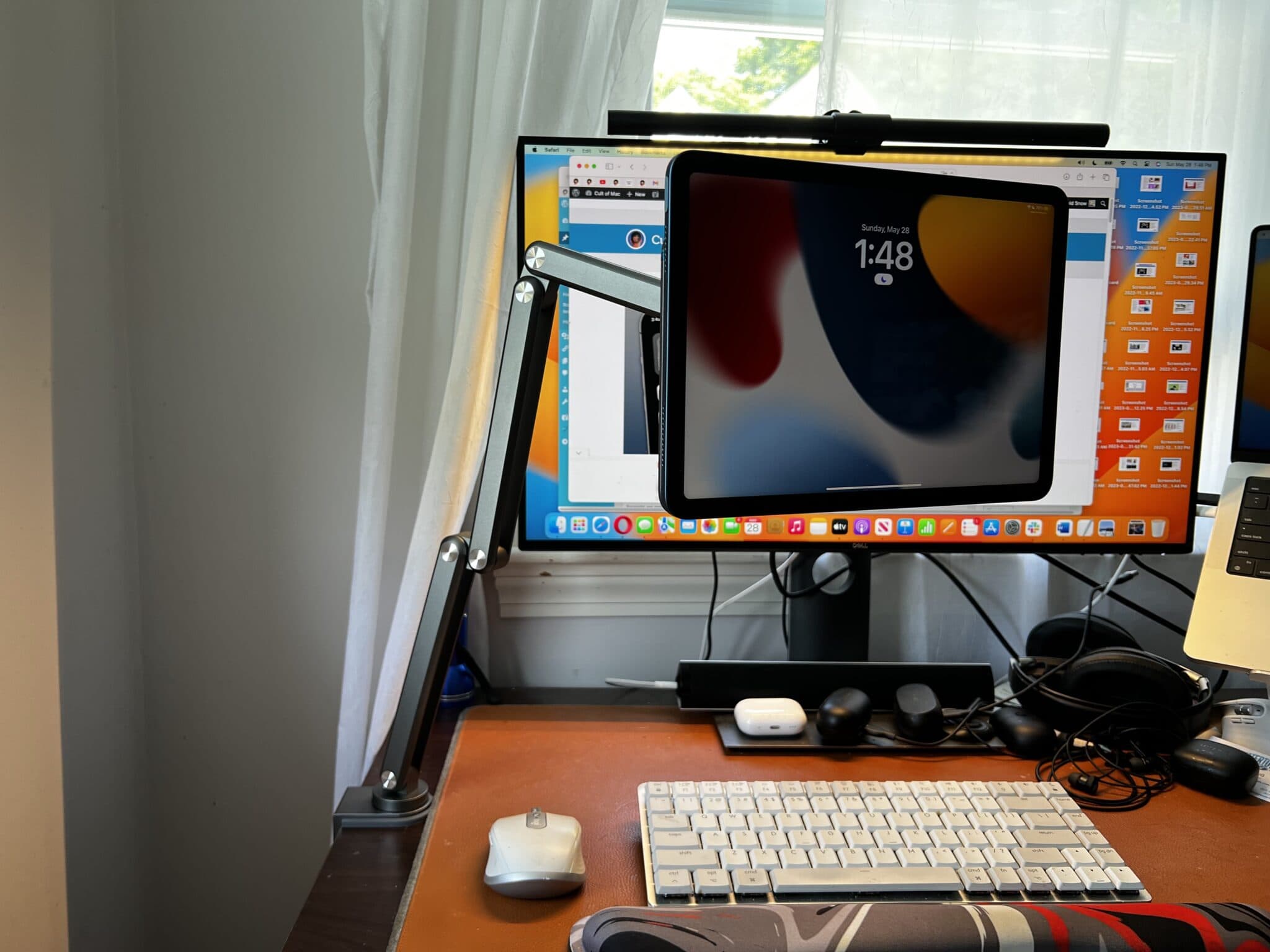 Foldable iPad mount proves stiff but useful [Review] Cult of Mac