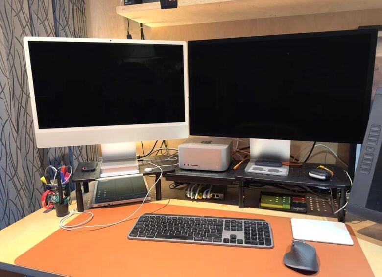 CF finds Universal Control perfect for working on his Mac Studio and iMac.