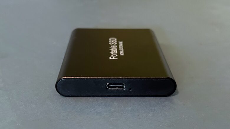 The UGR Tech Portable SSD External Hard Drive 2TB uses USB-C