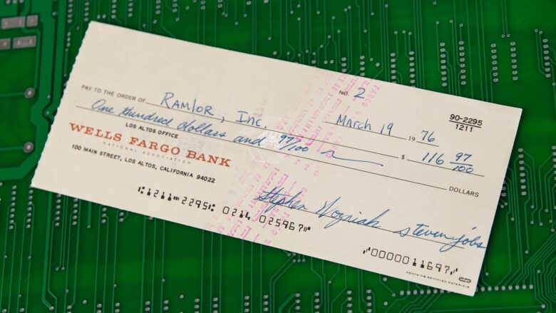 Apple check #2, signed by Jobs and Woz, goes up for auction