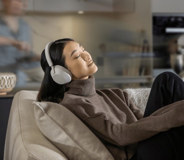 Sony's much-loved wireless noise cancelling XM5 cans are an especially good deal right now. 