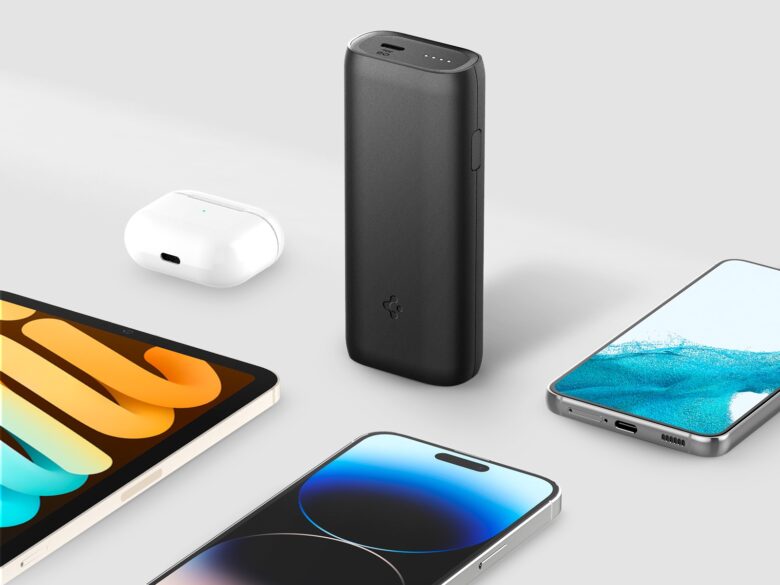 You can charge devices fast on the go with Spigen's new ArcPack.