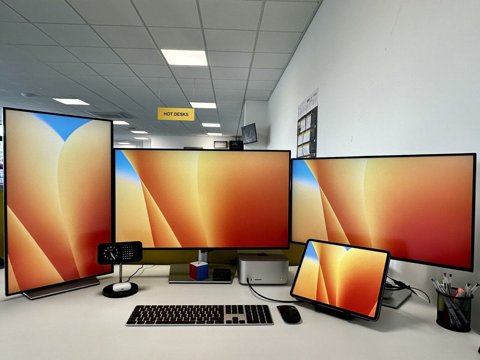 When you work in 3D, you need a lot of computing power. And four screens, apparently.