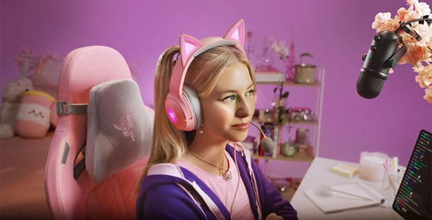 If you love cats, not to mention sea monsters, light it up with Razer Kraken Kitty V2 and V2 Bluetooth headsets. Or you could just buy the ears.