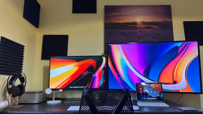 PlaZma64 3-Reddit Aug 7 2023 A full-frontal view shows the setup's layout. And those foam sound dampeners on the wall? Plaz just likes the way they look.