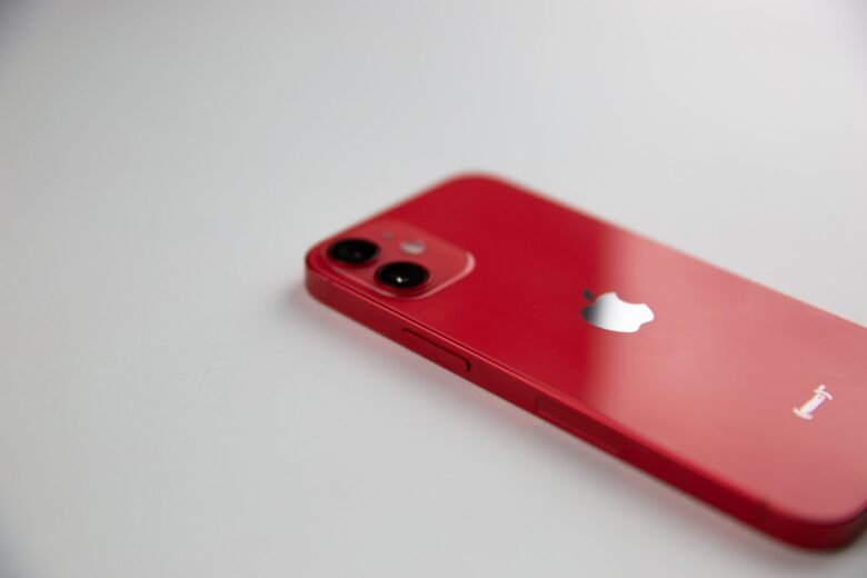 Thanks to a software patch, iPhone 12 can stay on the market in France.