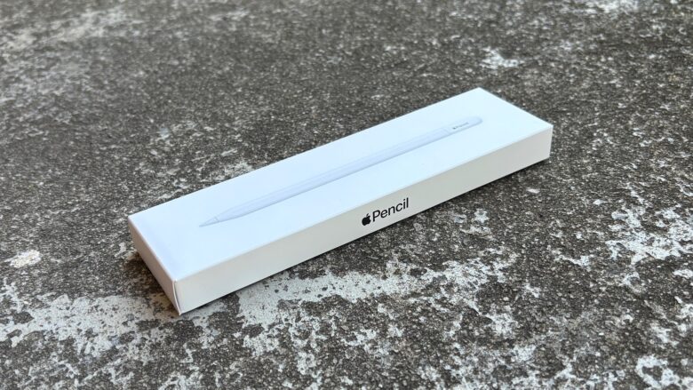 Apple Pencil (USB-C) packaging