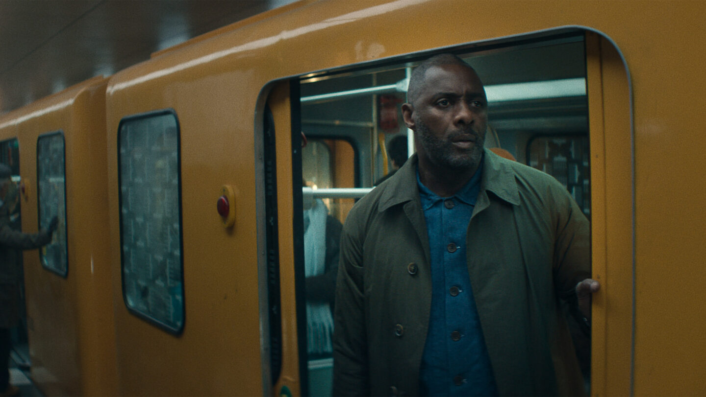 Promo still shows Idris Elba aboard a train in "Hijack" season 2