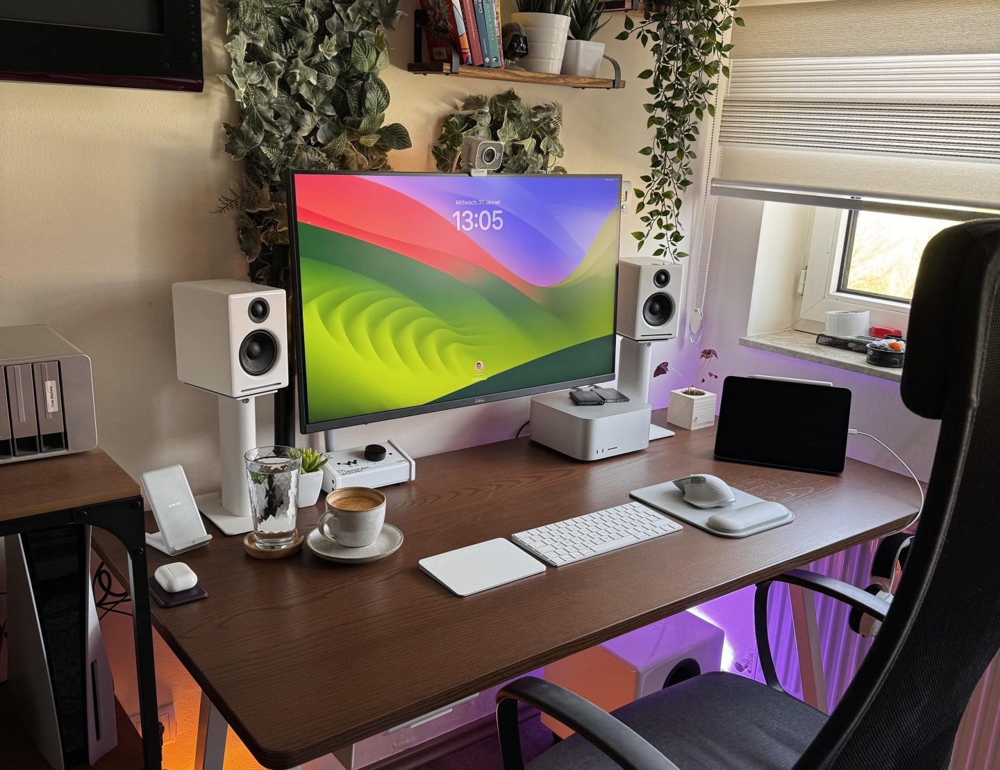Mac Studio setup with 32-inch Dell Dell G3223Q Gaming Monitor