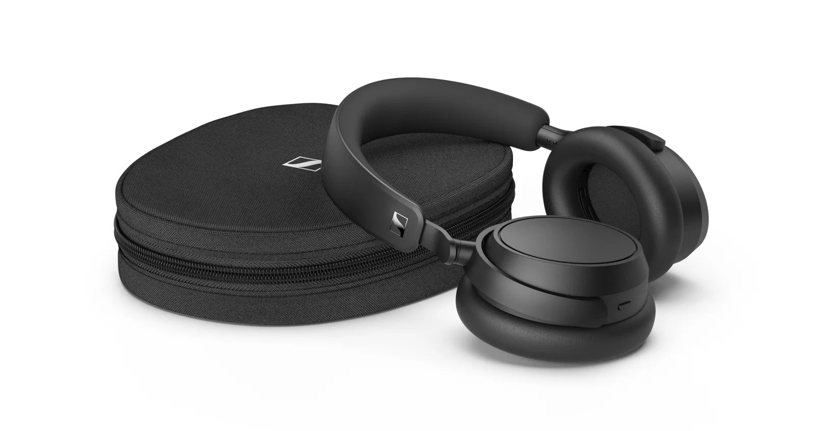 Senn_ACCENTUM_Plus_Black_Folded_wCase Sennheiser Accentum Plus over-ear ANC headphones