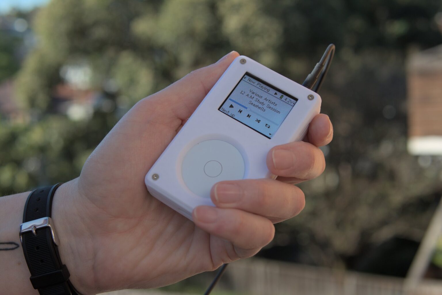 iPod alternative: Tangara portable music player