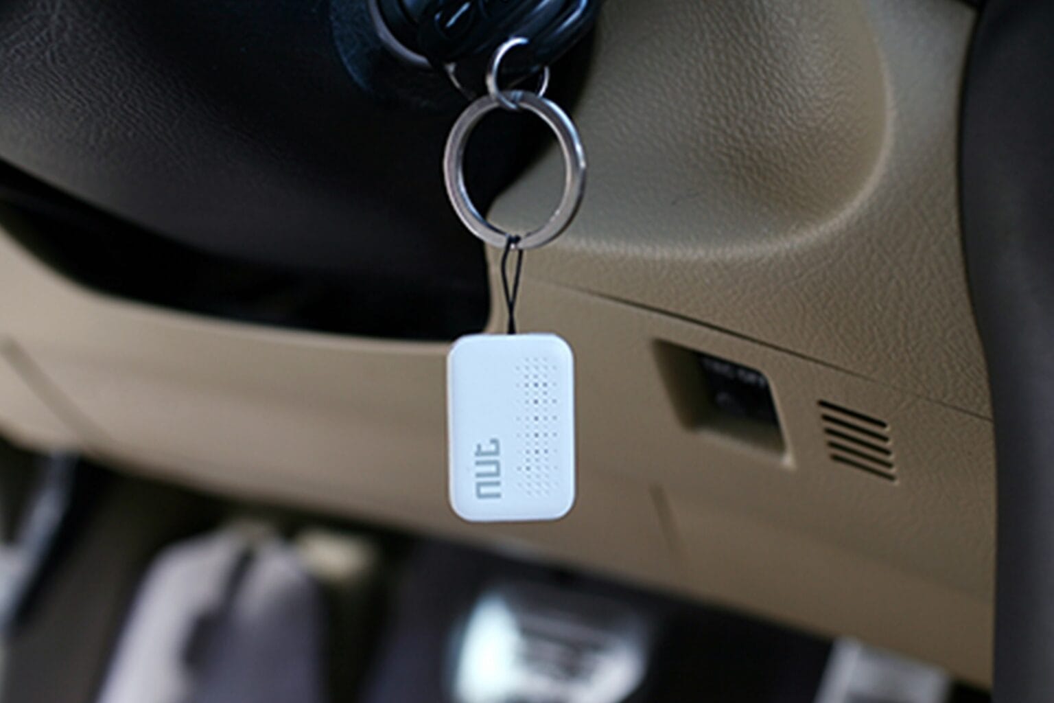 Never lose your stuff again with this tiny Bluetooth tracker, now 20% off.