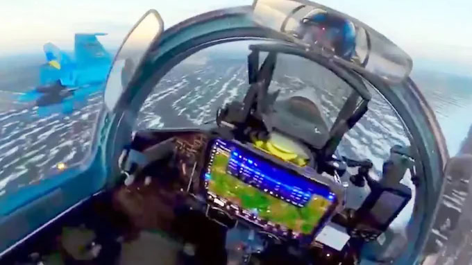 Ukraine pilots use iPads to take Soviet-era planes into combat