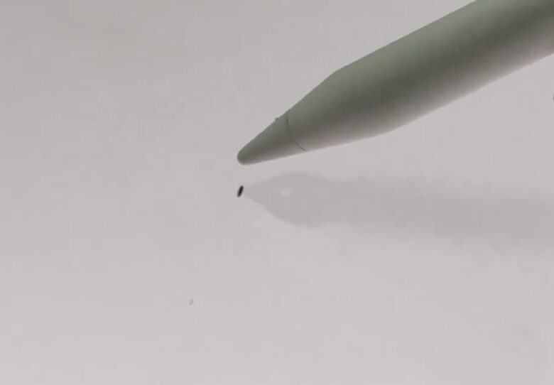 Apple Pencil Pro shadow