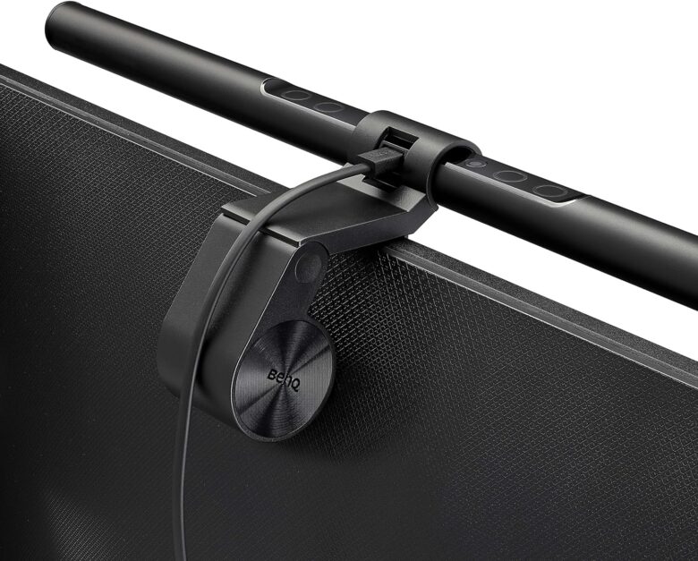 BenQ ScreenBar Monitor Light setup