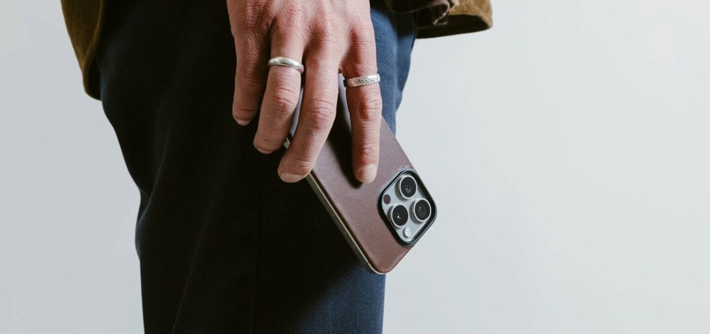 Microsoft employees in China must use iPhones