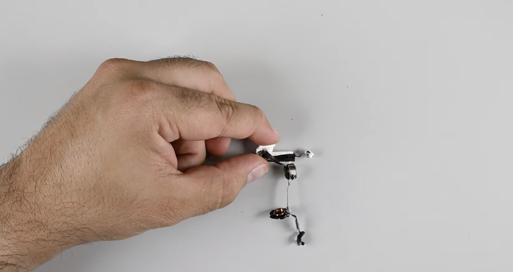 iFixit teardown destroys AirPods 4 | Cult of Mac