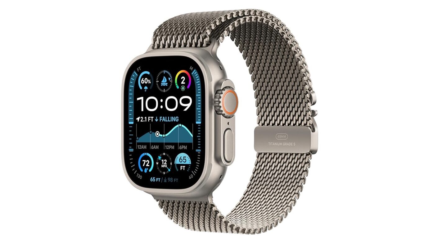 Apple Watch Ultra 2 Natural Titanium Apple Watch Ultra 2 in Natural Titanium