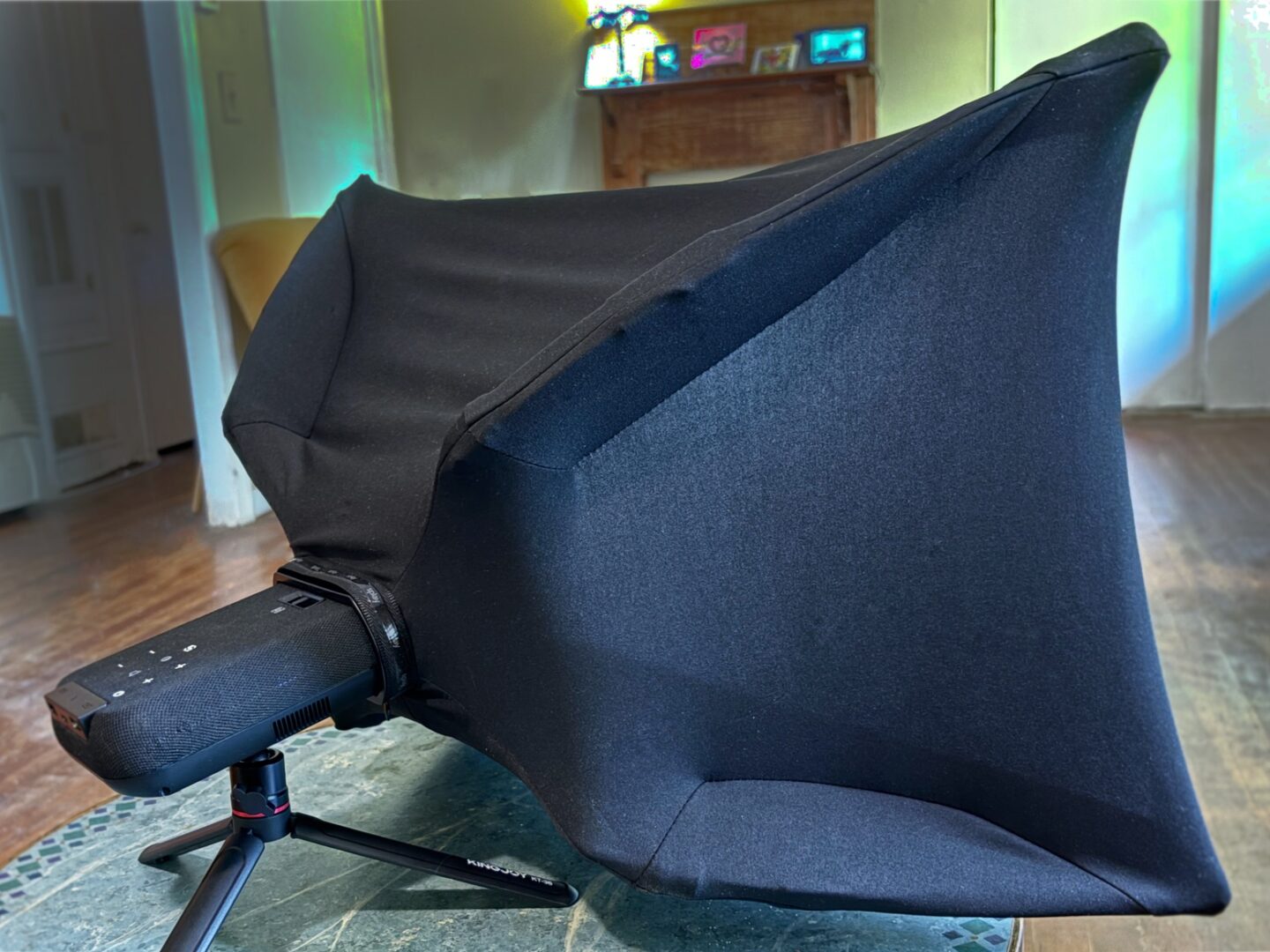 Arovia Splay Portable Foldable Monitor and Projector Arovia Splay Portable Foldable Monitor and Projector