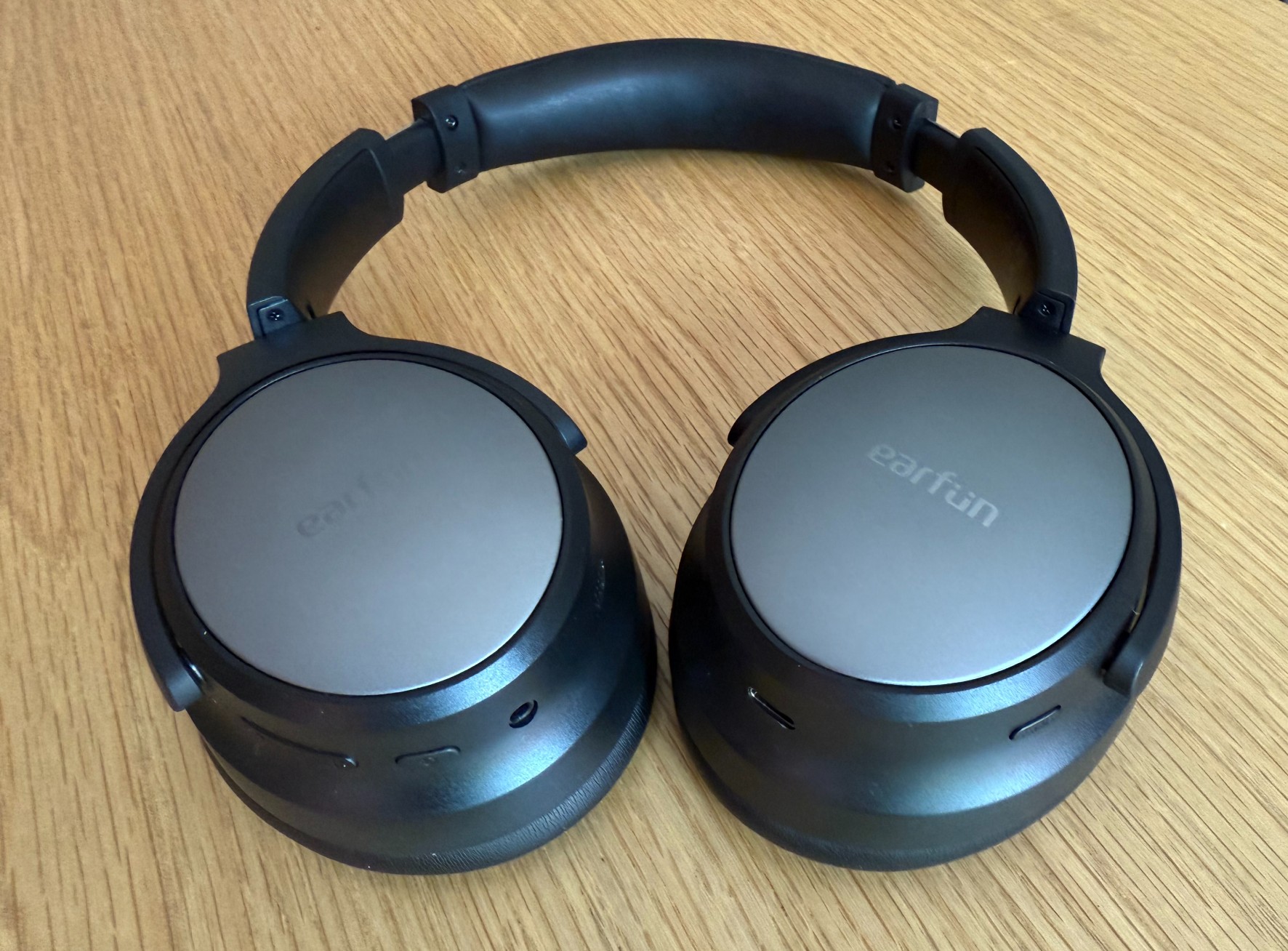 ヘッドホン Earfun tunepro EarFun EarFun Tune Pro [ホワイト] 価格比較 - 価格.com