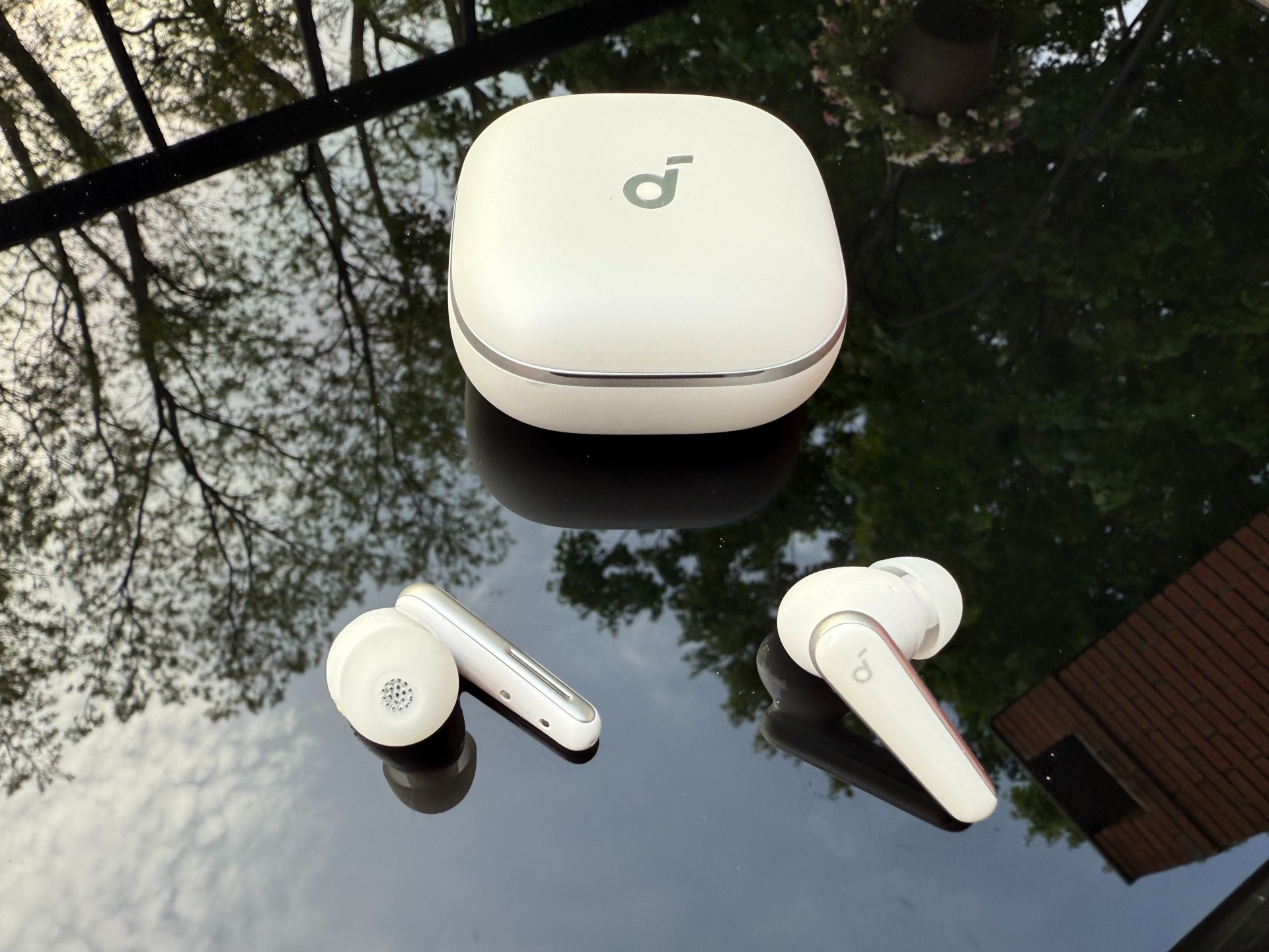 soundcore Liberty 5 白 Great Sound on a Budget - soundcore Liberty 5 Earbuds Reviewed