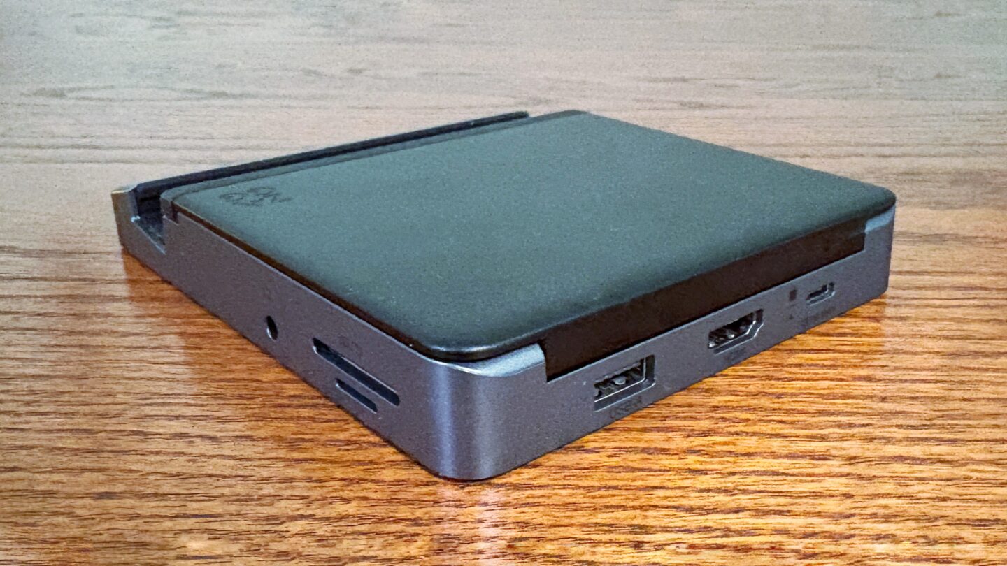 Zagg 6-port Media Hub