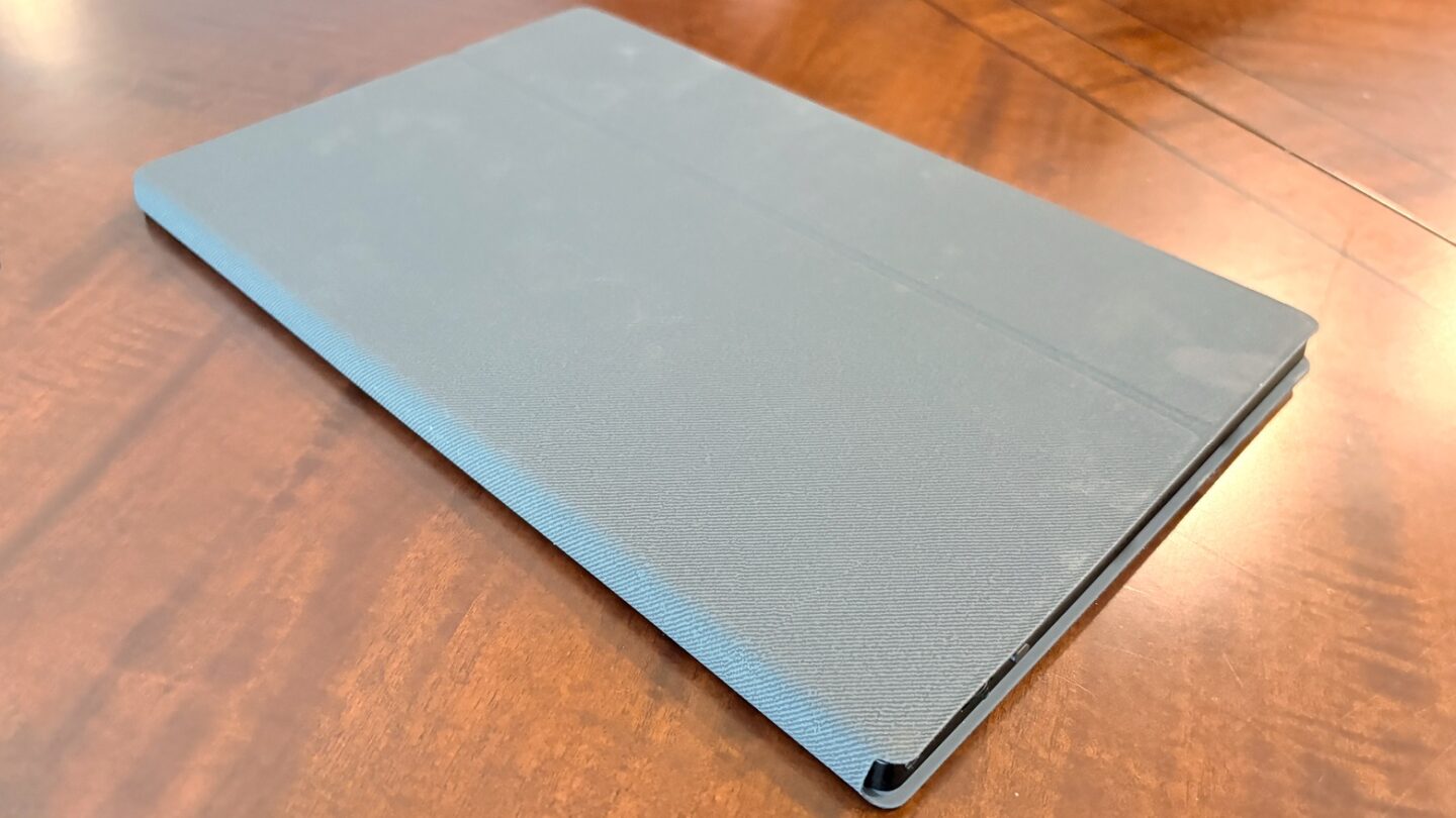 KYY 14” Portable Monitor: Smart Case