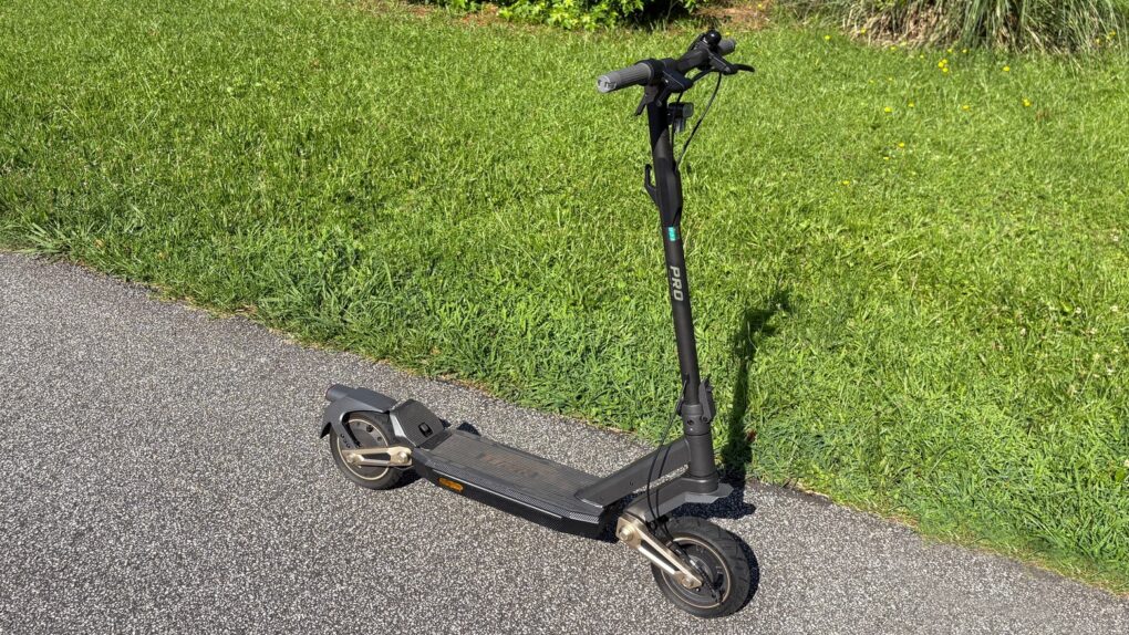 Navee ST3 Pro Electric Scooter