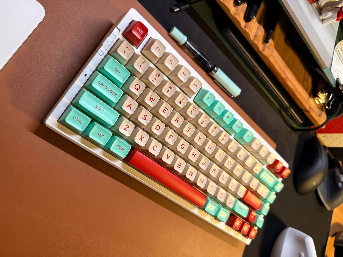 Setups bhaykun-Reddit 2 keeb July 9 2025 mchose mechanical keyboard