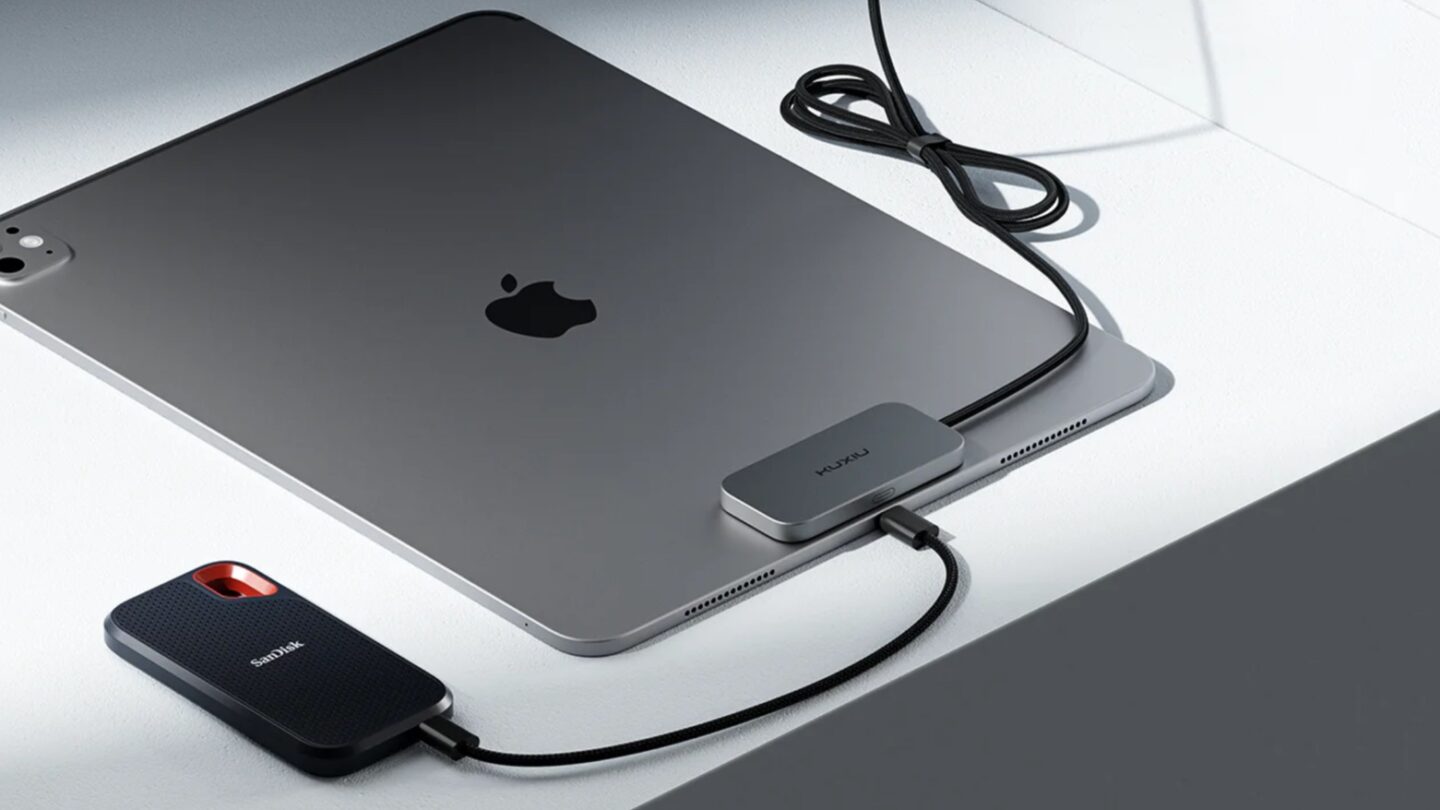 Kuxiu M30 Magnetic Smart Connector Charger with iPad Kuxiu M30 Magnetic Smart Connector Charger with iPad