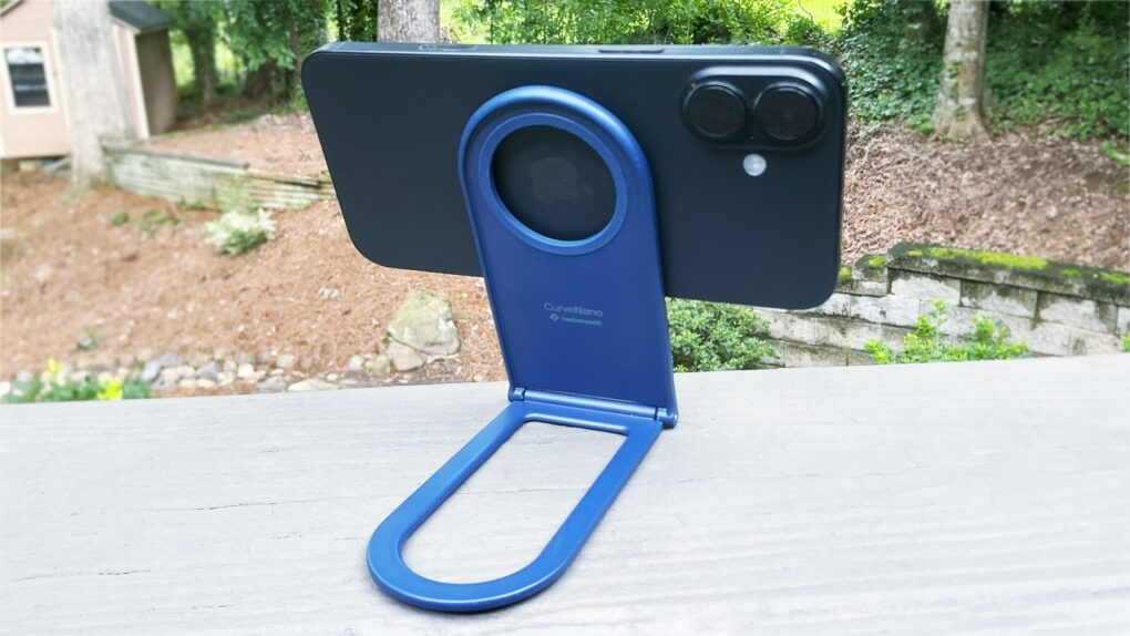 Twelve South Curve Nano: Travel iPhone stand