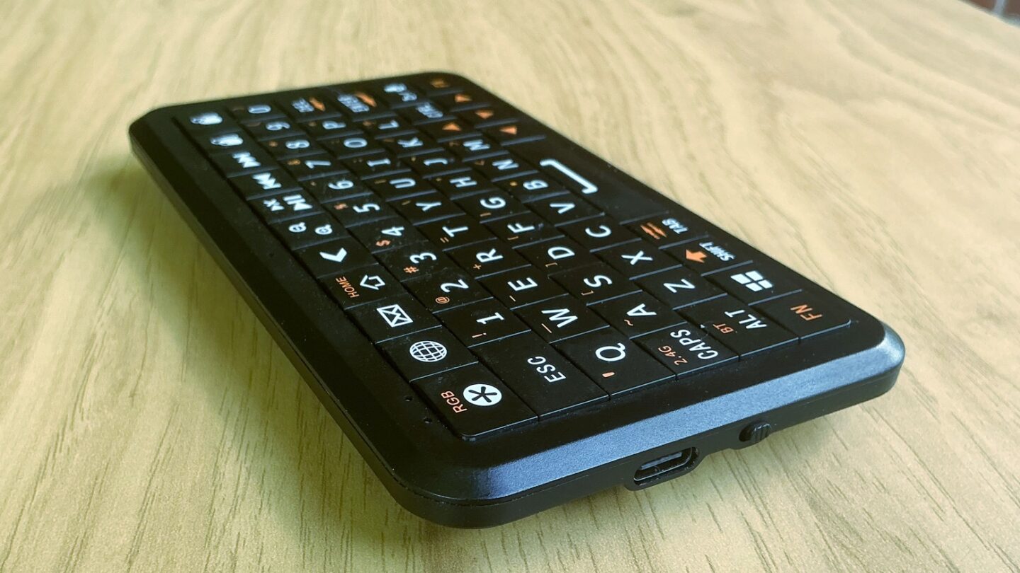 Winmaxle Mobdel B1 USB-C port