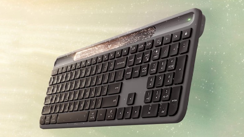 Logitech Signature Slim Solar+ K980 keyboard