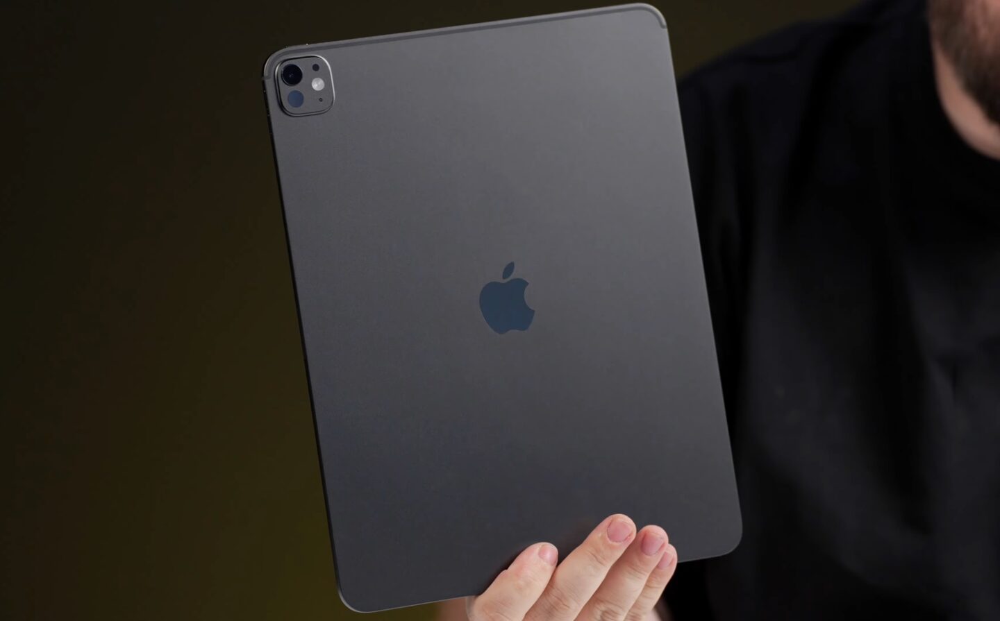 M5 iPad Pro unboxing