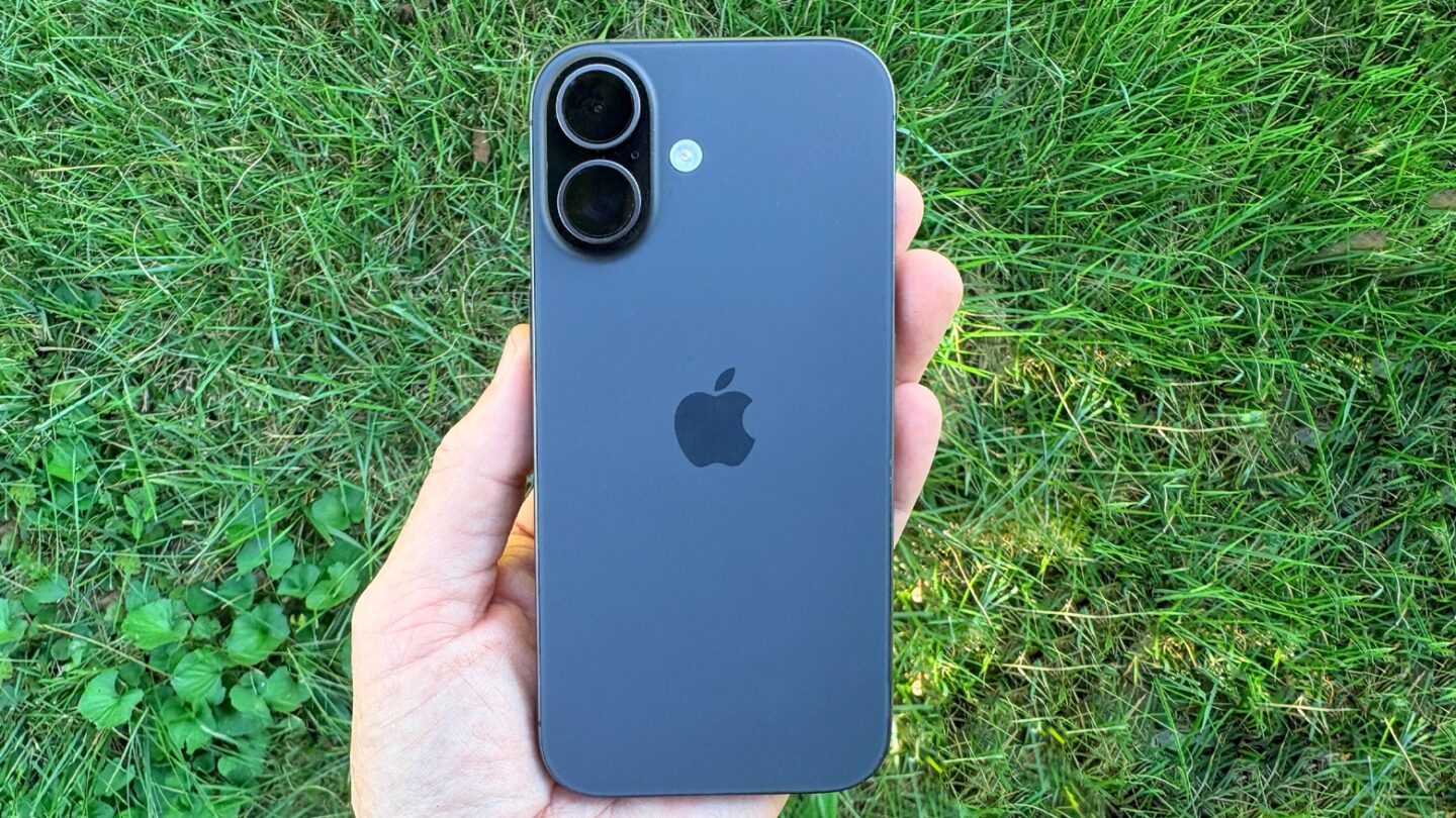 iPhone 17