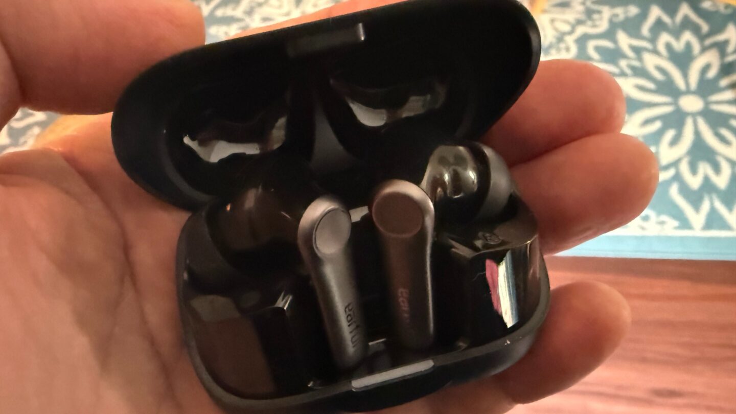 EarFun Air Pro 4 Plus in open case EarFun Air Pro 4 Plus in open case