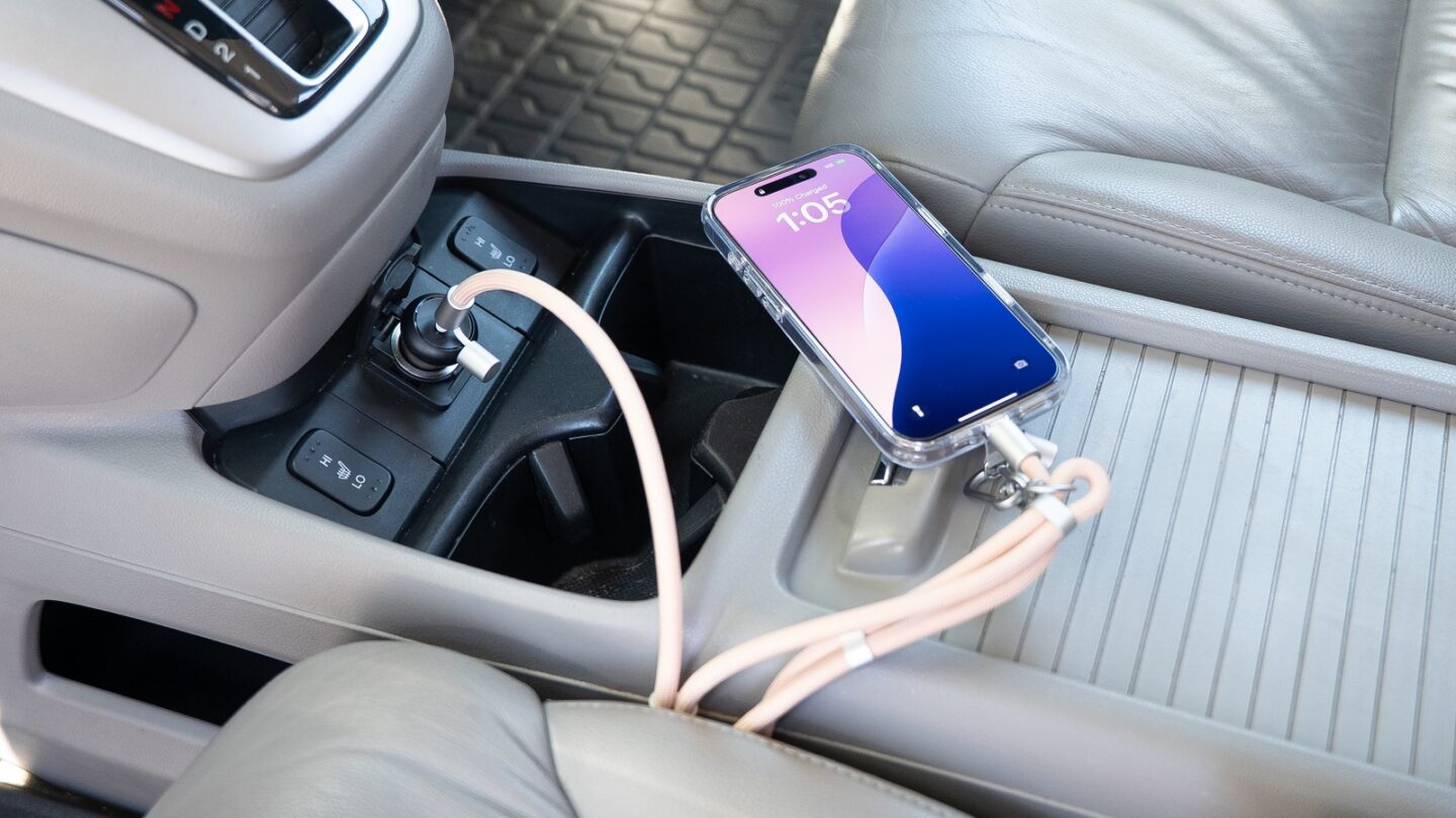 Satechi OntheGo USB-C Lanyard Cable in use