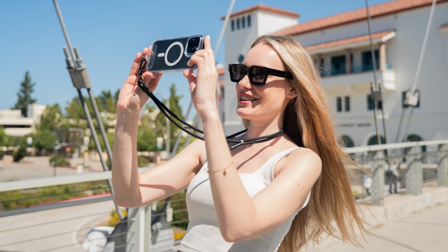 Satechi OntheGo USB-C Lanyard Cable