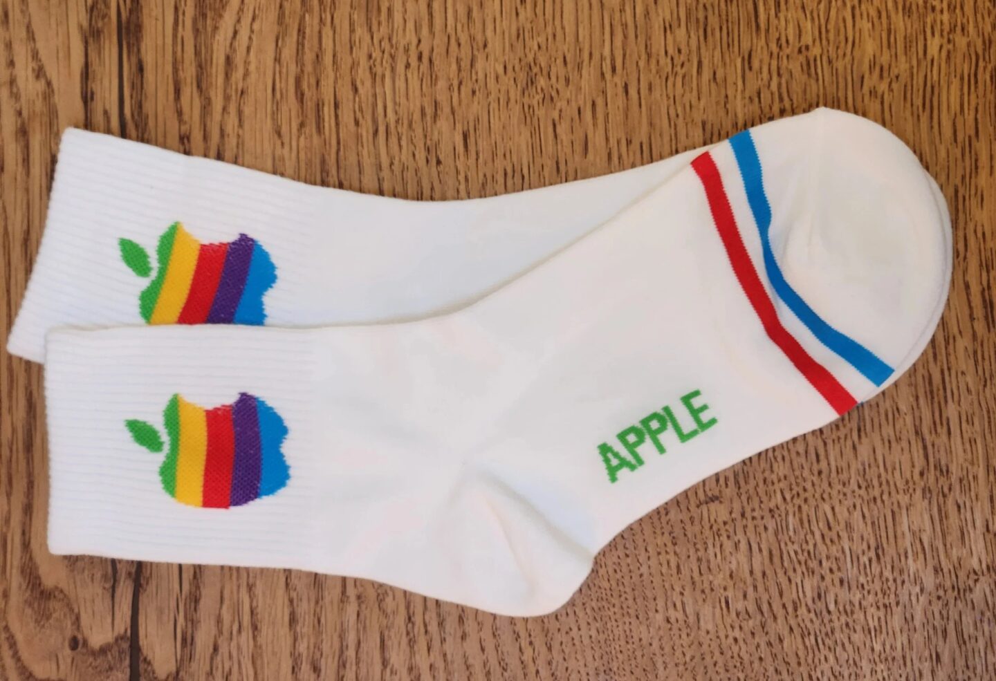 Vintage Apple logo socks Vintage Apple logo socks