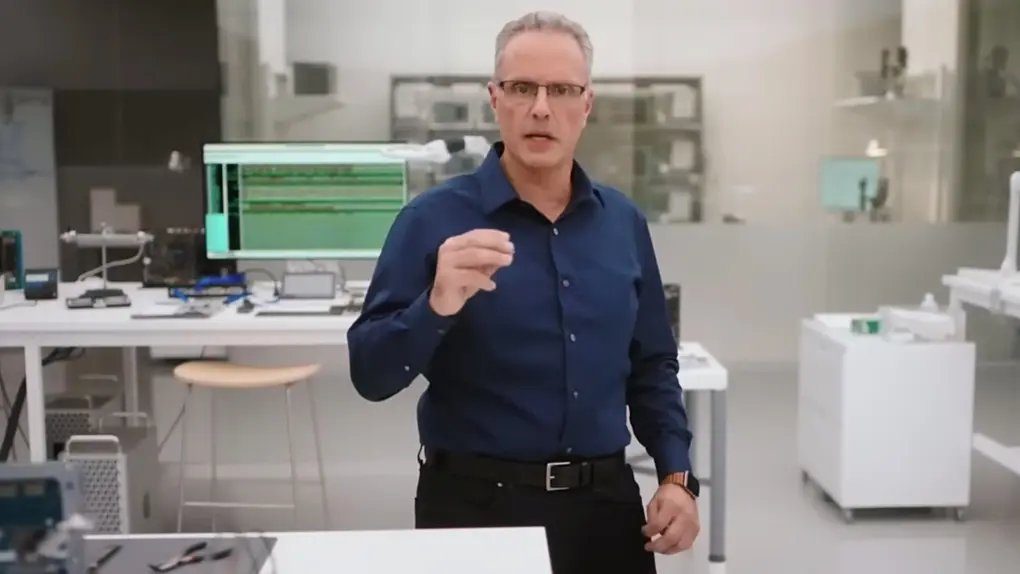 Screenshot from Apple video of Johny Srouji, Apple's senior vice president of hardware technologies, unveiling the M1 Pro chip in November 2020.